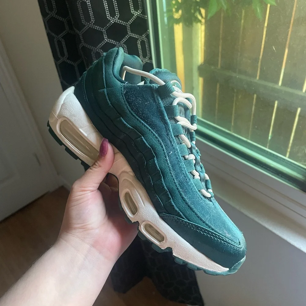 Nike Kids Sneakers - Teal and White - Picture 2 of 3